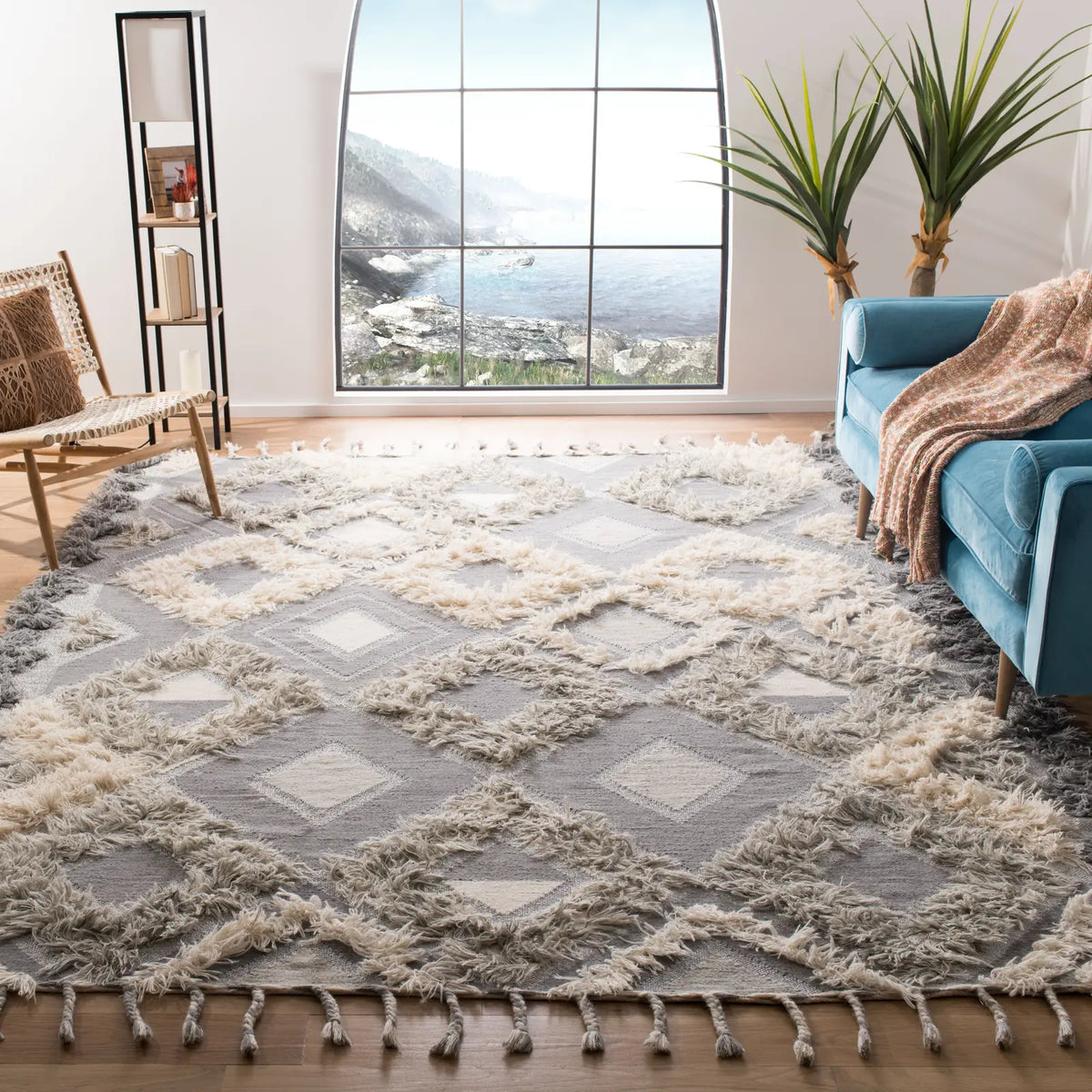 Safavieh Kenya 8'-0" x 10'-0" Rug in Grey / Ivory