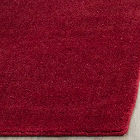 Safavieh Himalaya 2'-3" x 8'-0" Rug in Red