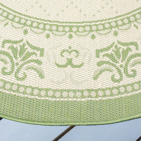 Safavieh Courtyard 5'-3" x 5'-3" Rug in Olive / Natural
