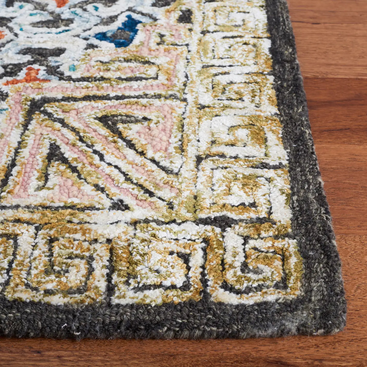 Safavieh Aspen 4'-0" x 6'-0" Rug in Blue / Taupe