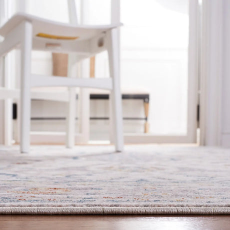 Safavieh Olympia 4'-0" x 6'-0" Rug in Grey / Ivory