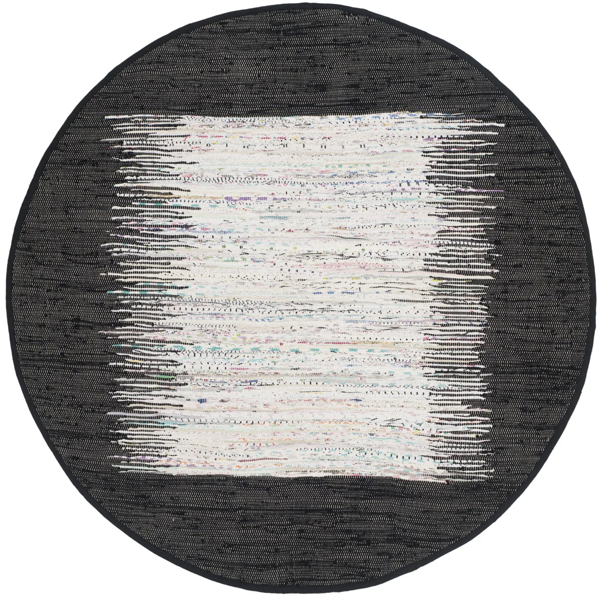 Safavieh Montauk 6'-0" x 6'-0" Rug in Ivory / Black