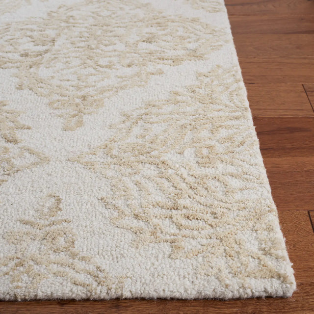 Safavieh Abstract 5'-0" x 8'-0" Rug in Ivory / Beige
