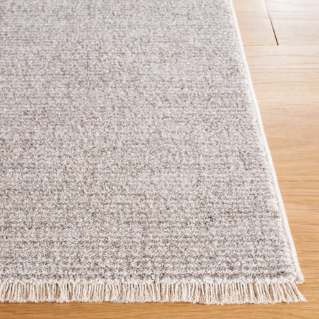 Safavieh Lasa 4'-0" x 6'-0" Rug in Light Grey