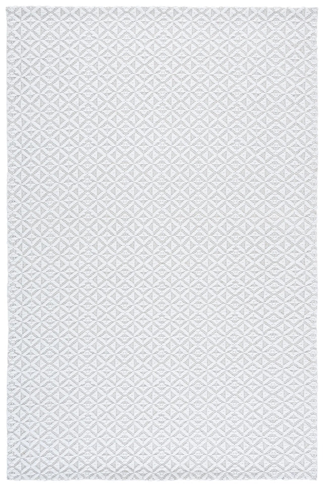Safavieh Marbella 4'-0" x 6'-0" Rug in Ivory
