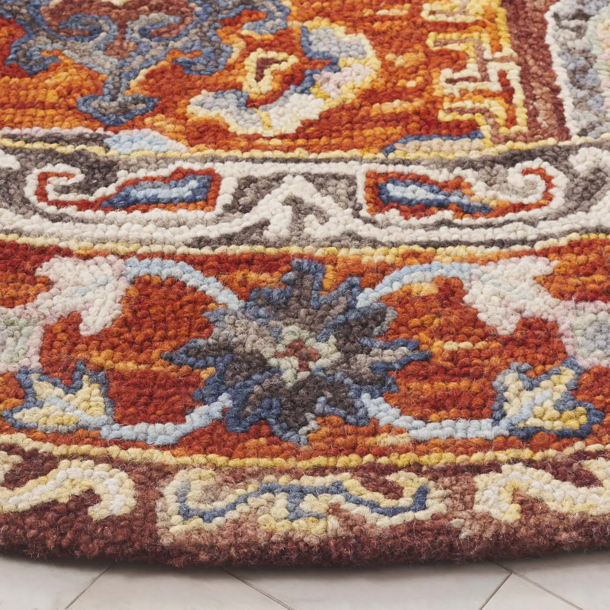 Safavieh Aspen 7'-0" x 7'-0" Rug in Rust / Ivory