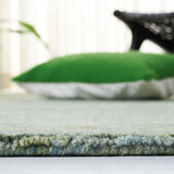 Safavieh Ikat 4'-0" x 6'-0" Rug in Sage / Green