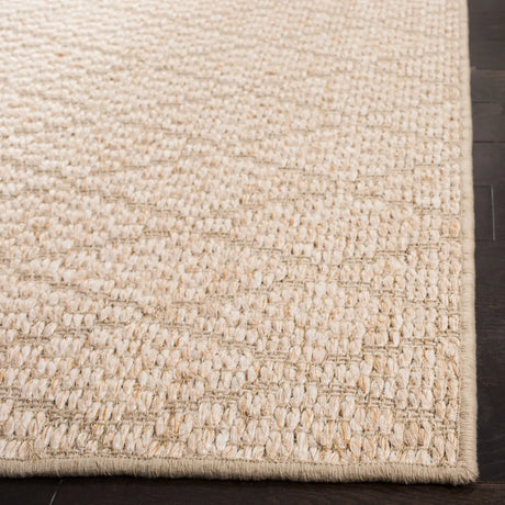 Safavieh Palm Beach 5'-0" x 8'-0" Rug in Beige / Beige