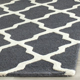 Safavieh Cambridge 5'-0" x 8'-0" Rug in Dark Grey / Ivory
