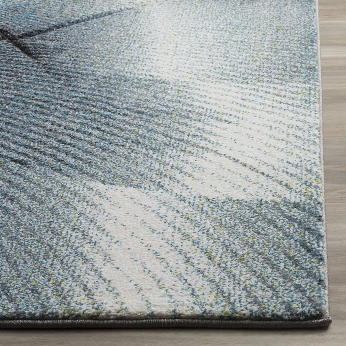 Safavieh Hollywood 4'-0" x 6'-0" Rug in Grey / Teal