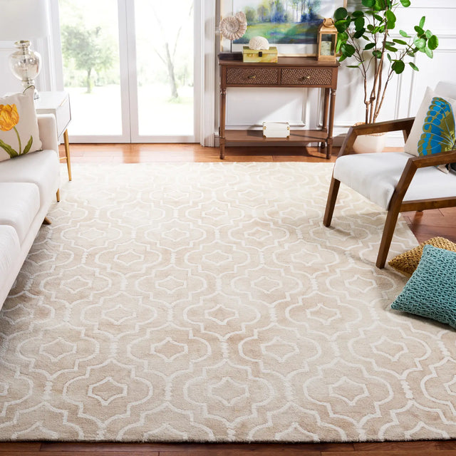 Safavieh Dip Dye 10'-0" x 14'-0" Rug in Beige / Ivory