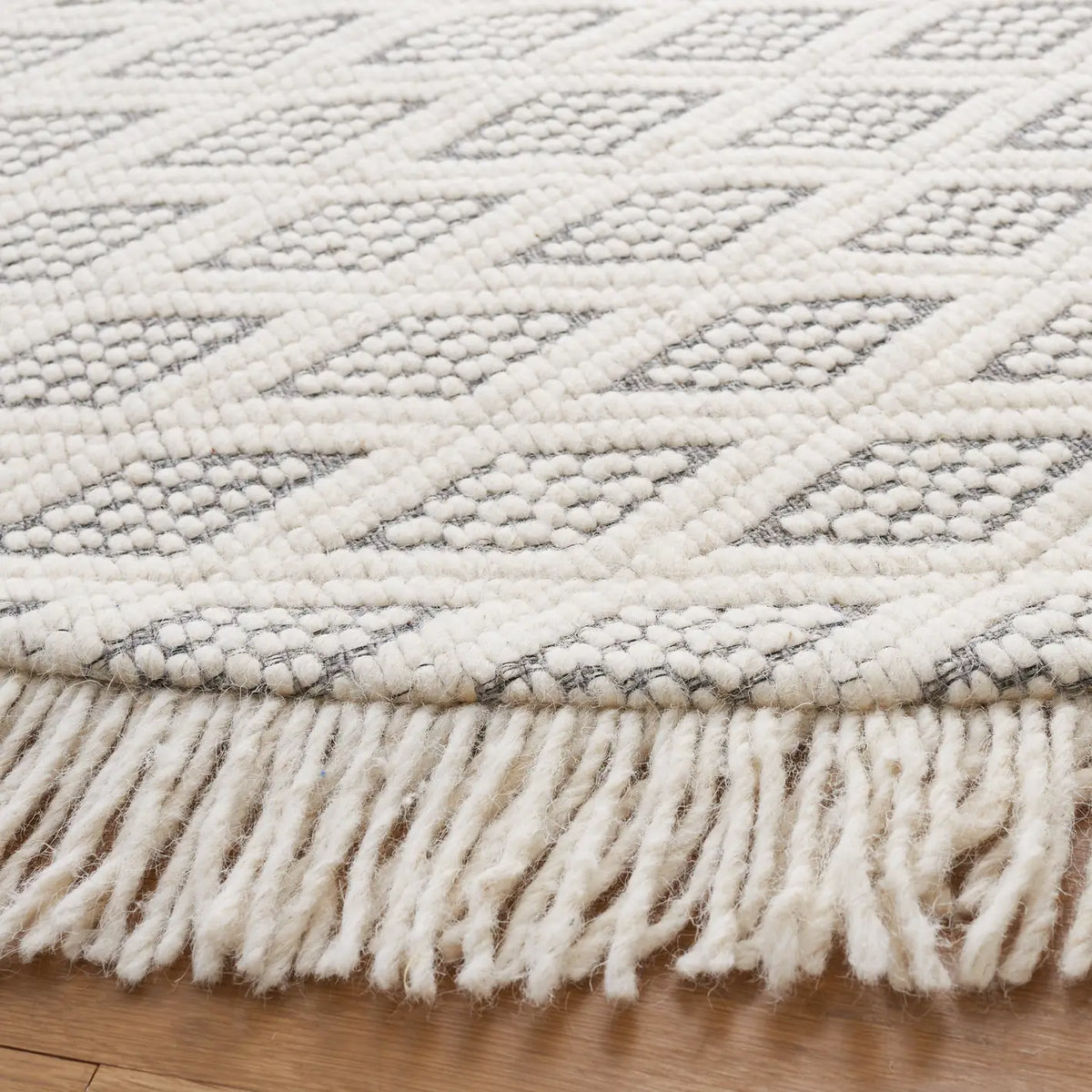 Safavieh Natura 6'-0" x 6'-0" Rug in Ivory / Grey