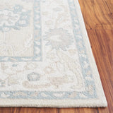 Safavieh Ebony 4'-0" x 6'-0" Rug in Beige / Ivory