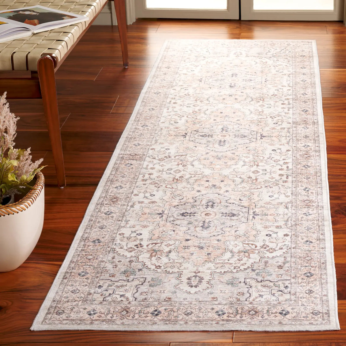 Safavieh Arizona 2'-6" x 10'-0" Rug in Peach / Beige