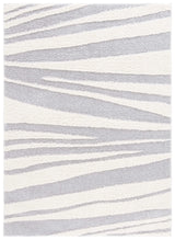 Safavieh Norway 4'-0" x 6'-0" Rug in Grey / Ivory