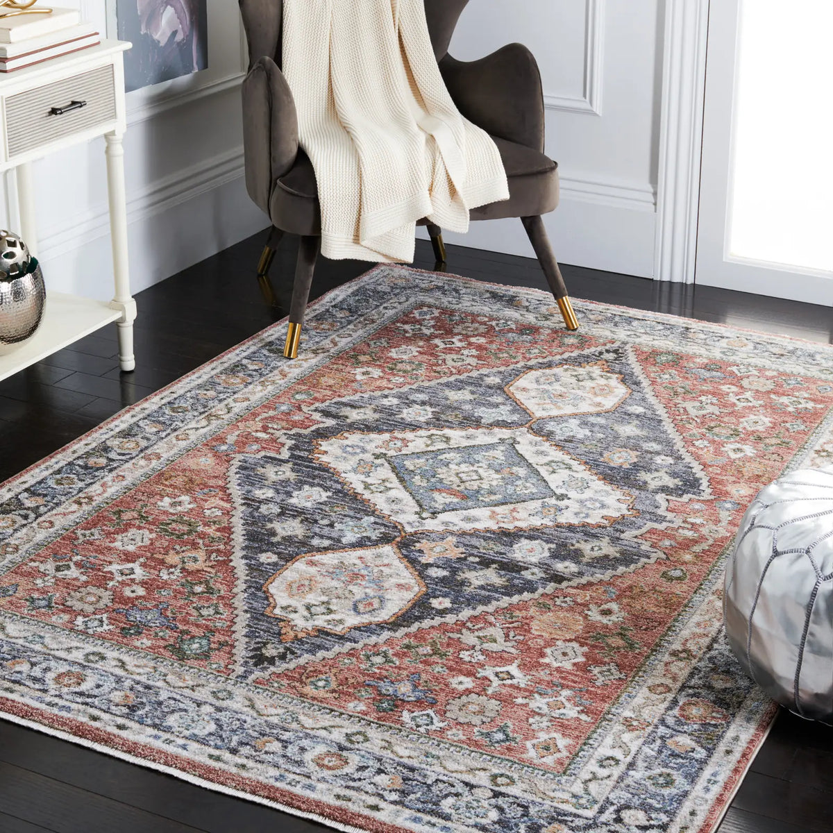Safavieh Jasmine 4'-5" x 6'-5" Rug in Rust / Navy