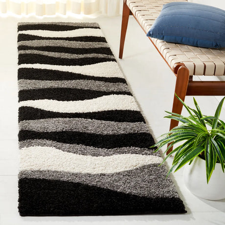 Safavieh Florida Shag 2'-3" x 11'-0" Rug in Grey / Black