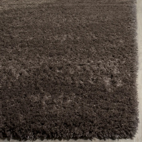 Safavieh Indie Shag 5'-1" x 7'-6" Rug in Dark Grey