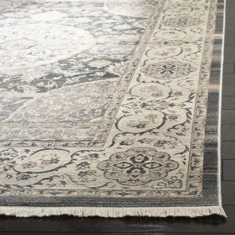 Safavieh Vintage Persian 4'-0" x 6'-0" Rug in Dark Grey / Ivory