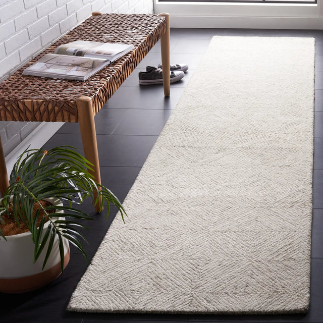 Safavieh Abstract 2'-3" x 11'-0" Rug in Grey / Ivory