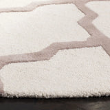 Safavieh Cambridge 6'-0" x 6'-0" Rug in Ivory / Beige