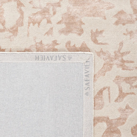 Safavieh Soho 5'-0" x 8'-0" Rug in Ivory