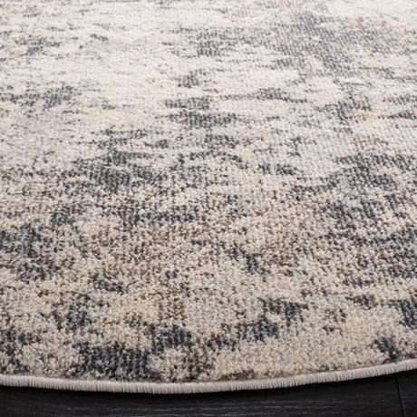 Safavieh Madison 6'-7" x 6'-7" Rug in Grey / Ivory