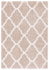 Safavieh Tahoe Shag 4'-0" x 6'-0" Rug in Beige / White