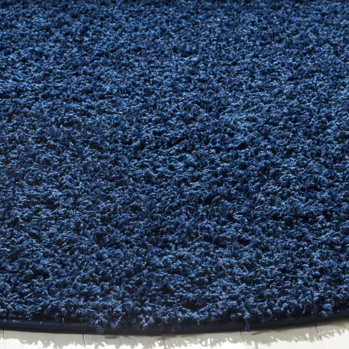 Safavieh Sga-Athens Shag 6'-7" x 6'-7" Rug in Navy