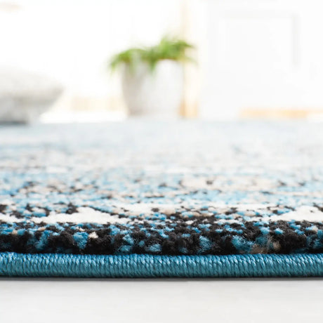 Safavieh Vintage Hamadan 4'-0" x 6'-0" Rug in Blue / Ivory