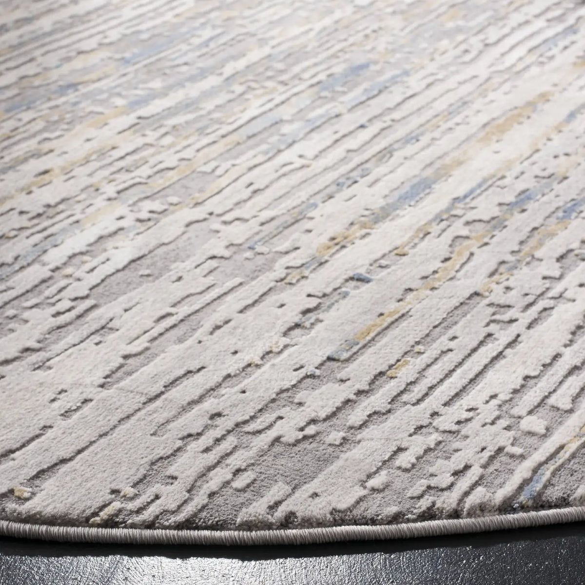 Safavieh Meadow 100 6'-7" x 6'-7" Rug in Grey / Gold