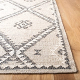 Safavieh Kilim 4'-0" x 6'-0" Rug in Grey / Black