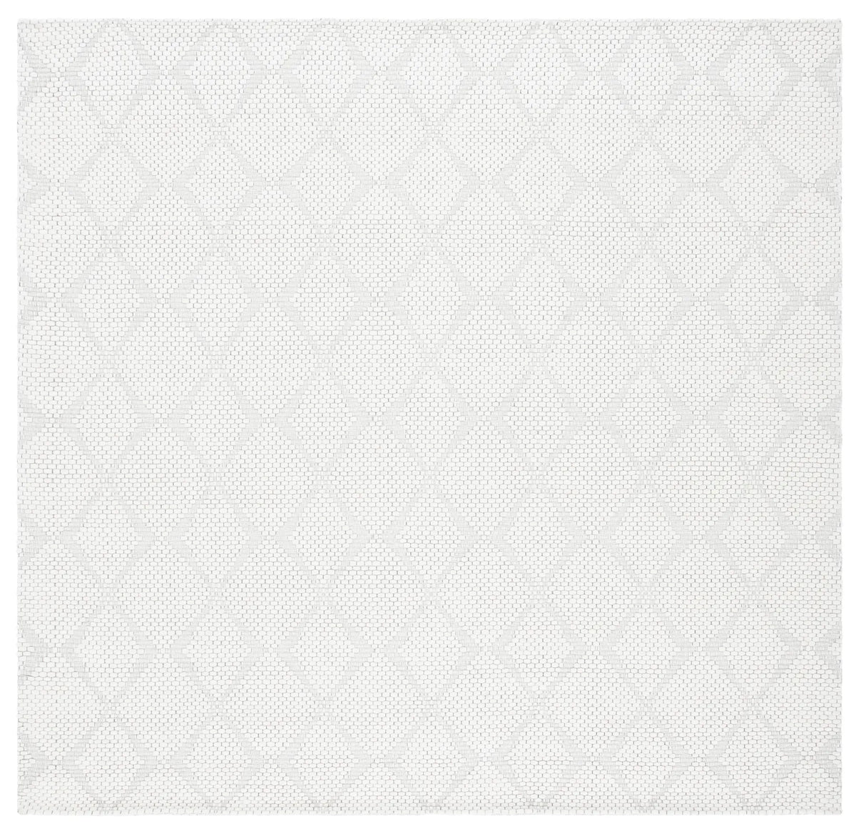 Safavieh Marbella 7'-0" x 7'-0" Rug in Ivory