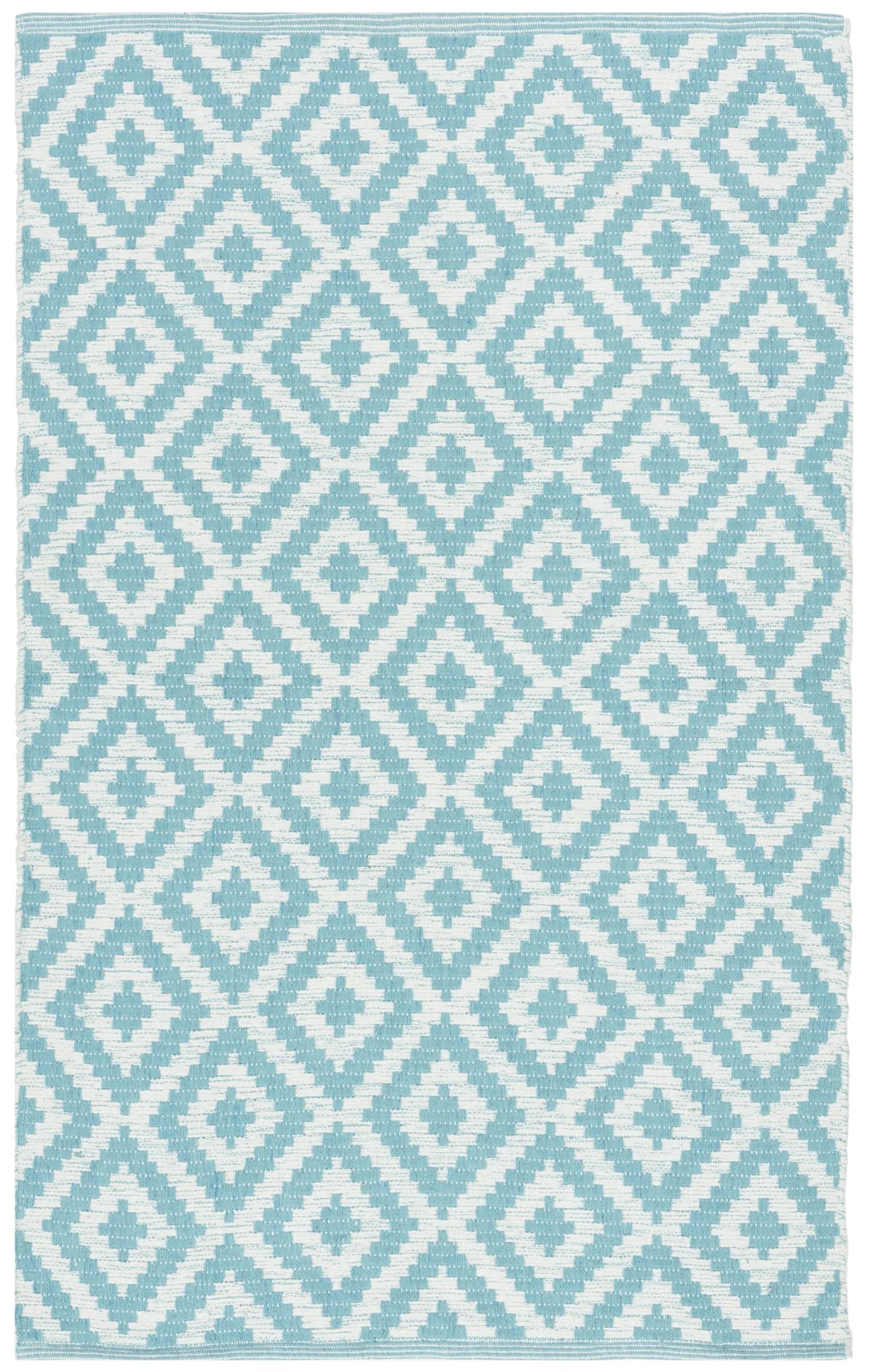Safavieh Montauk 3'-0" x 5'-0" Rug in Light Blue / Ivory