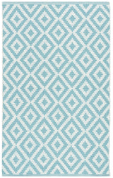 Safavieh Montauk 3'-0" x 5'-0" Rug in Light Blue / Ivory
