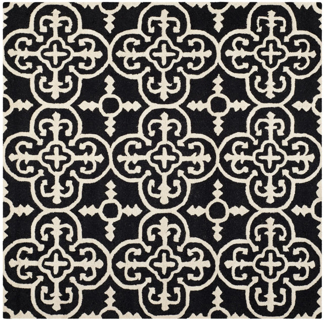 Safavieh Cambridge 6'-0" x 6'-0" Rug in Black / Ivory
