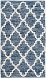 Safavieh Montauk 2'-3" x 3'-9" Rug in Navy / Ivory
