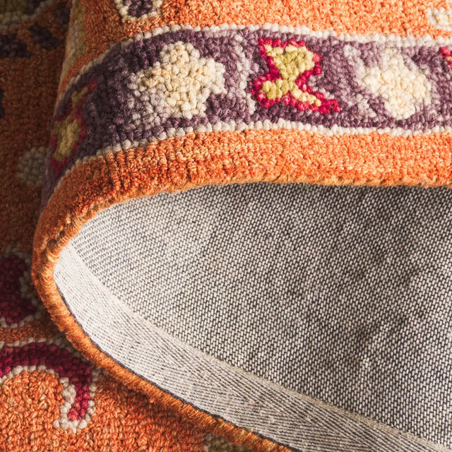 Safavieh Aspen 4'-0" x 6'-0" Rug in Rust / Red
