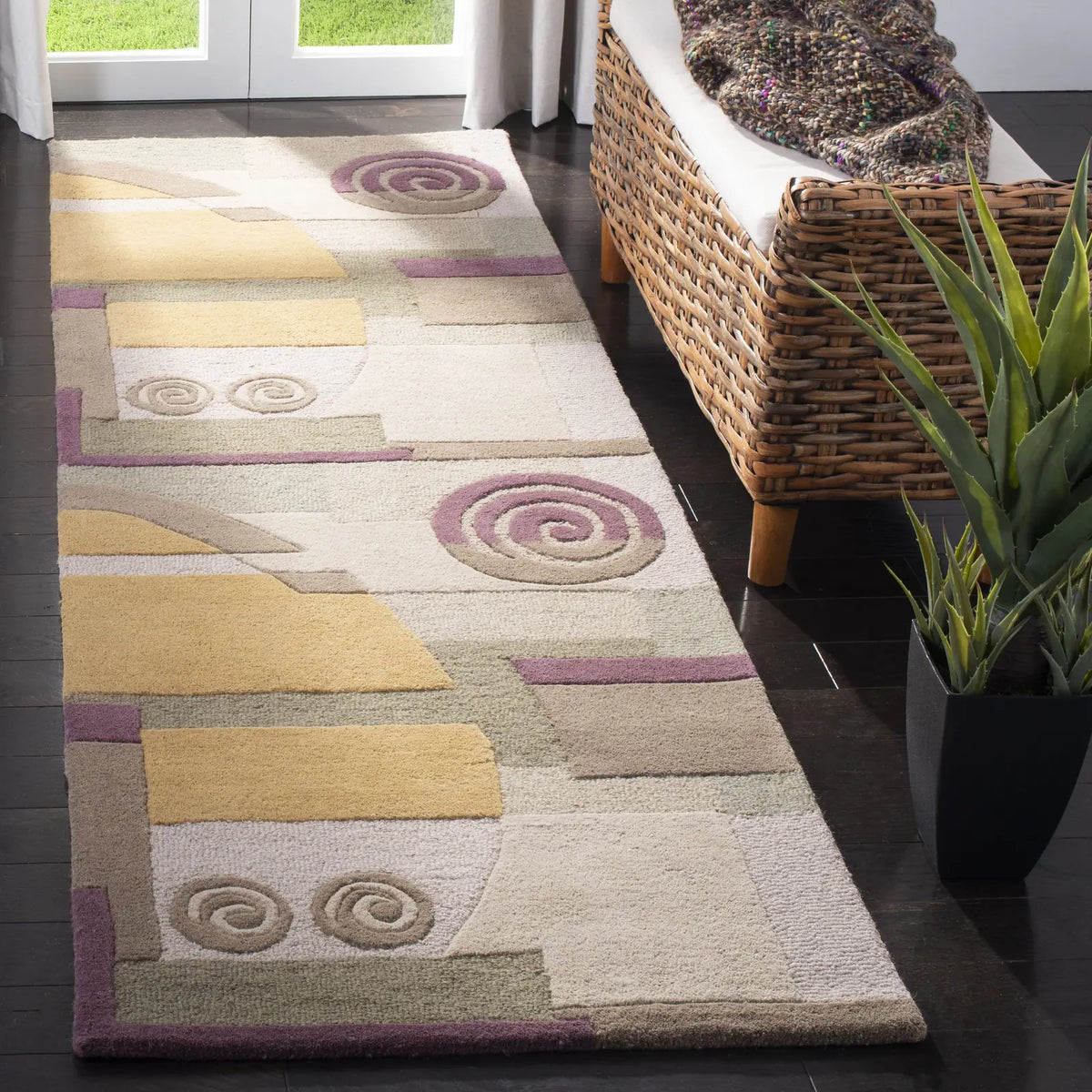 Safavieh Rodeo Drive 2'-6" x 10'-0" Rug in Beige
