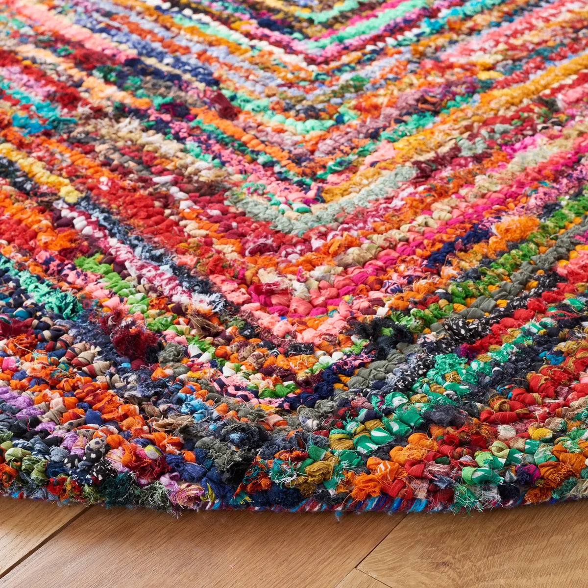 Safavieh Nantucket 6'-0" x 6'-0" Rug in Multi