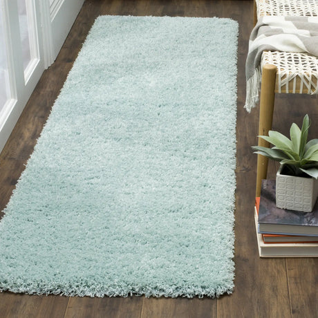 Safavieh Sgl-Laguna Shag 2'-3" x 10'-0" Rug in Light Blue