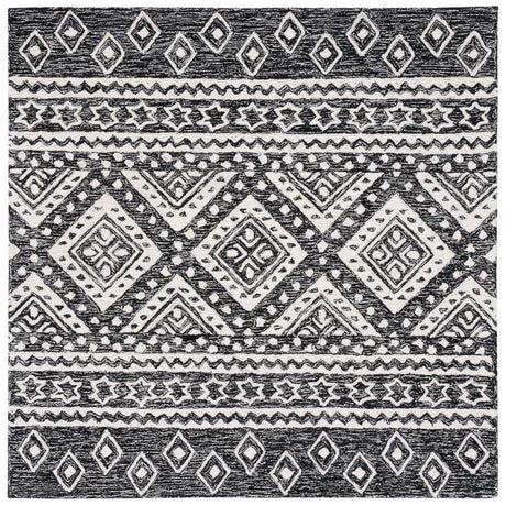 Safavieh Micro-Loop 5'-0" x 5'-0" Rug in Black / Ivory