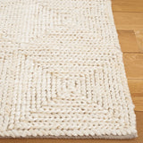 Safavieh Natural Fiber 4'-0" x 6'-0" Rug in Bleach / Ivory