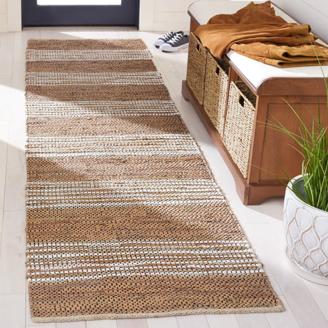 Safavieh Vintage Leather 2'-3" x 9'-0" Rug in Light Brown / Ivory