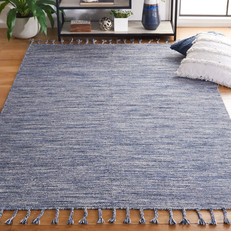 Safavieh Dhurries 4'-0" x 6'-0" Rug in Navy / Beige