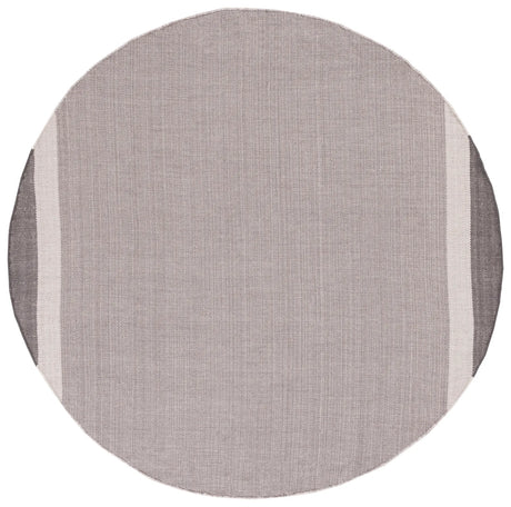 Safavieh Montauk 7'-0" x 7'-0" Rug in Ivory / Grey