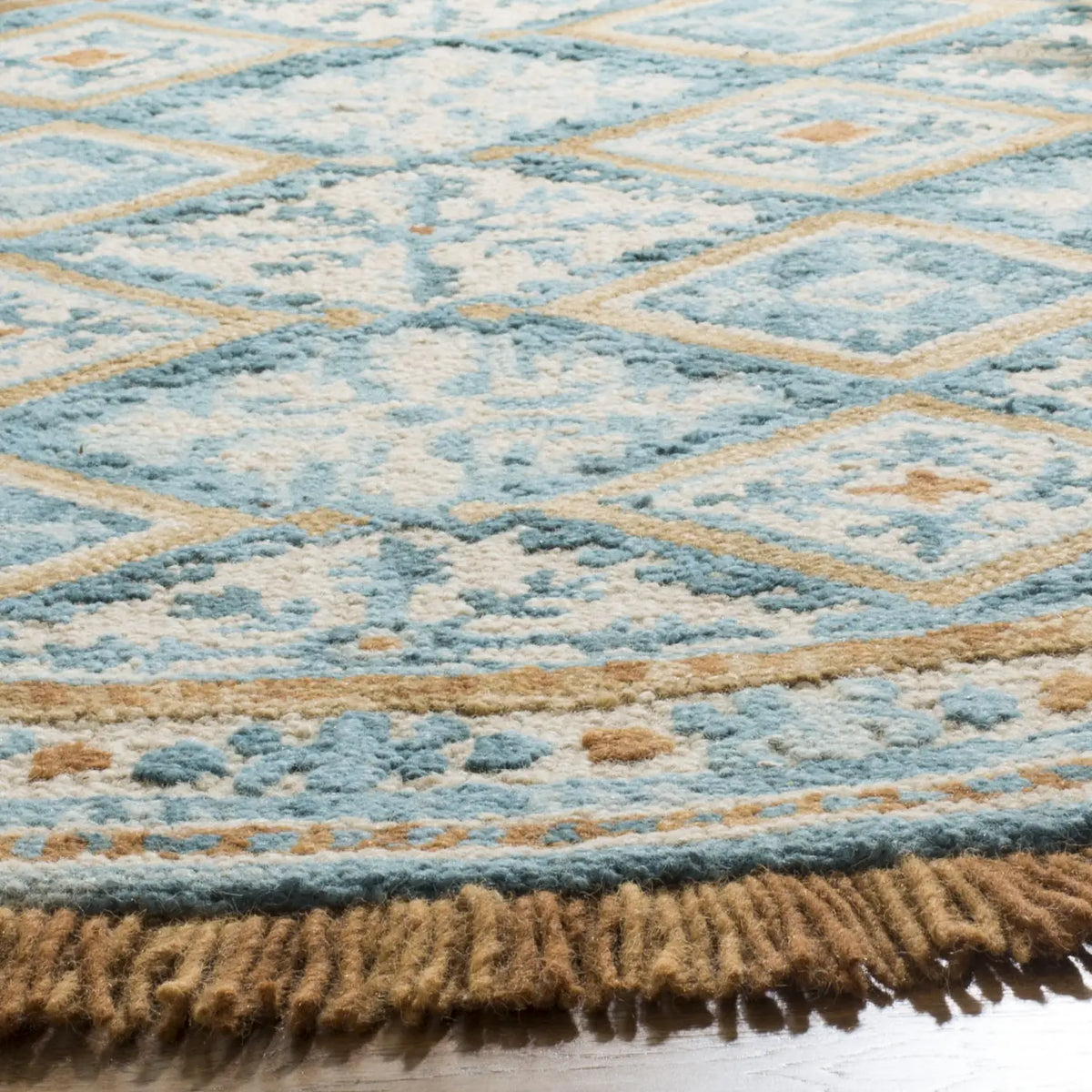 Safavieh Blossom 6'-0" x 6'-0" Rug in Ivory / Teal