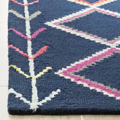 Safavieh Bellagio 4'-0" x 6'-0" Rug in Navy / Multi