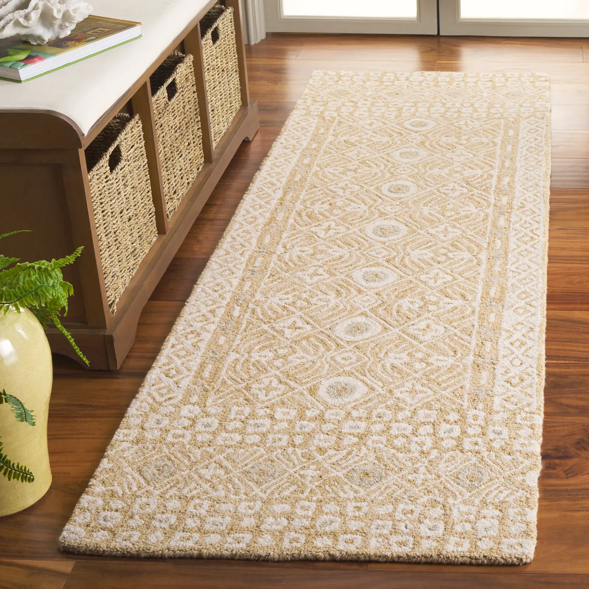 Safavieh Micro-Loop 2'-3" x 7'-0" Rug in Gold / Ivory