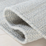 Safavieh Montauk 5'-0" x 8'-0" Rug in Grey / Ivory